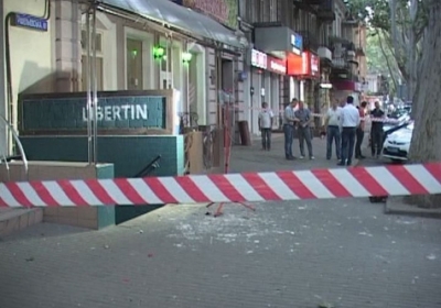 В Одесі підірвали бар: є постраждалі, - фото