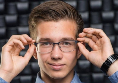 Українські розумні окуляри, які рахують калорійність їжі, отримали 
