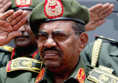 Президент Судана, который руководил страной почти 30 лет, ушел в отставку