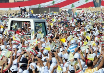 Папа Римський закликав Близький Схід до миру