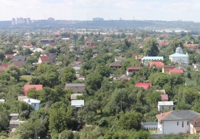 Депутатов Киевсовета Найденова и Прокопова обвинили в попытке отобрать землю на Осокорках