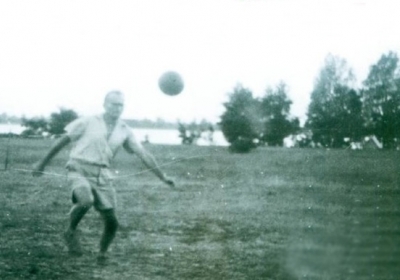 Як Іван Павло ІІ грав у футбол (фото)