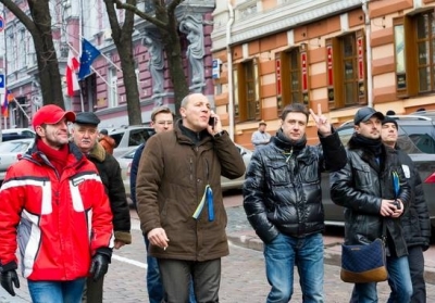Комендант Евромайдана зовет всех мужчин Киева вечером на Майдан
