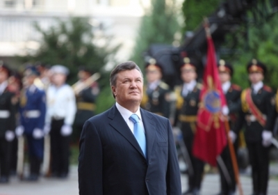 Янукович збирається звільнити одного мера і сім губернаторів