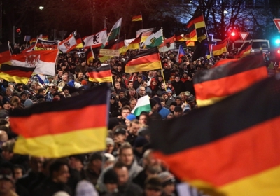 В Германии лидер PEGIDA хочет объединиться с партией евроскептиков