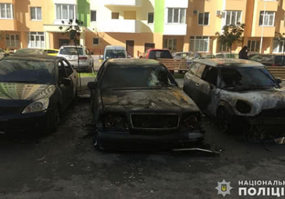 В Коцюбинском сожгли машины работницы поселкового совета