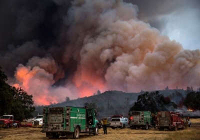 Через пожежу у Каліфорнії евакуйовано понад 12 тис. осіб