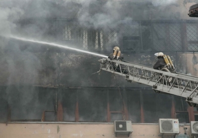 Прокуратура має дві версії виникнення пожежі на заводі 
