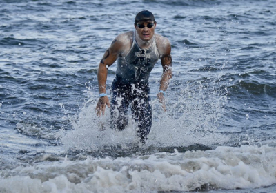 Человек впервые переплыла Балтийское море: это сделал поляк - ВИДЕО