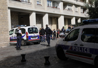 Во Франции человек с молотком набросился на прохожих и воскликнул 