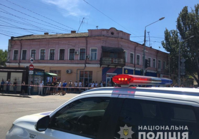 В Одессе мужчина захватил заложницу в ломбарде, полиция проводит спецоперацию, - ОБНОВЛЕНО