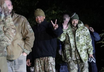 Офіційно. Україна повернула з полону 215 військових в обмін на Медведчука