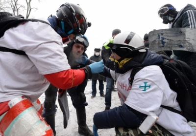 Львовский офтальмолог будет бесплатно лечить пострадавших на Майдане