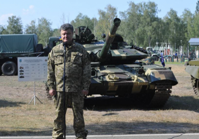 Российская агрессия показала банкротство мифа о внеблоковости Украины, - Порошенко