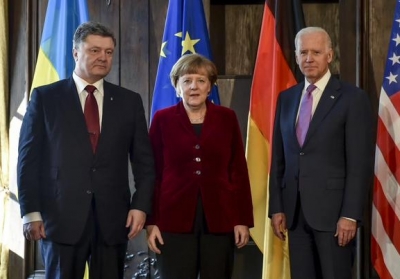 Петр Порошенко, Ангела Меркель, Джозеф Байден. Фото: twitter.com/APUkraine