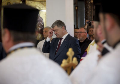 Порошенко примет участие в крестном ходе УПЦ КП