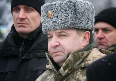 Россия не отказалась от планов захватить Украину, - Полторак