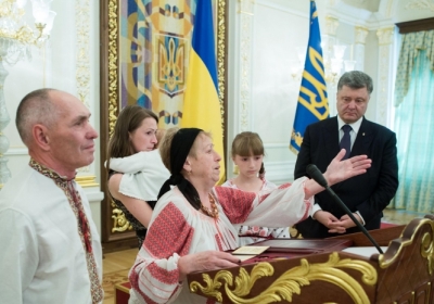 Порошенко посмертно присвоил Героя Украины командиру 