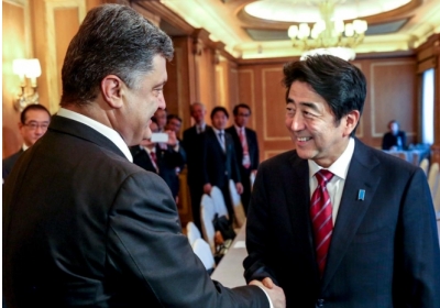 Сегодня премьер-министр Японии впервые посетит Украину