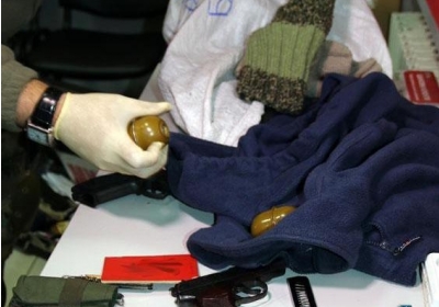 Правоохоронці в Маріуполі вилучили посилку з гранатами перед відправкою