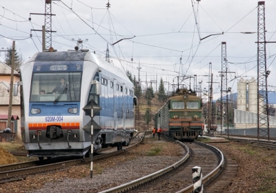 По меньшей мере семь поездов с Западного направления не прибыли в Киев