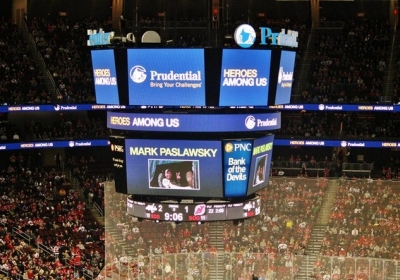 На матче НХЛ в США почтили погибшего в АТО бойца батальона 