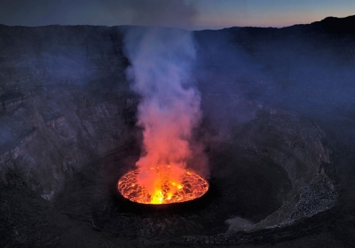 Вулкан Ньїрагонго: подорож до вогняного озера