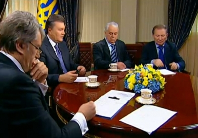 Росія готова обговорювати ціну на газ для України, - Янукович