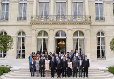 Новий соціалістичний уряд Франції: друзі Олланда та жінки (фото)
