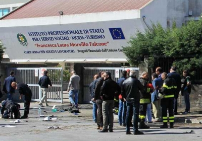 На півдні Італії пролунали вибухи: є жертви (фото)