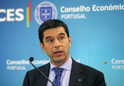 Міністр фінансів Португалії Вітор Гаспар. Фото: EPA.