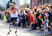 Номінація «Кращий спортивний фотограф»: паралімпієць Річард Уайтхед під час лондонського марафону. Фото: Mike Egerton / EMPICS