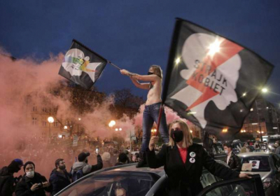 Протесты в Польше могут привести к кровопролитию - экс-генералы