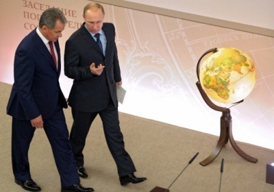 Сергей Шойгу, Владимир Путин. Фото: AFP