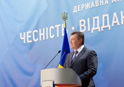 Віктор Янукович в антуражі епохи 