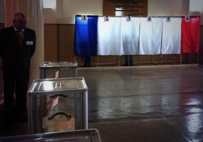 На псевдореферендуме в Крыму без проблем голосуют граждане России