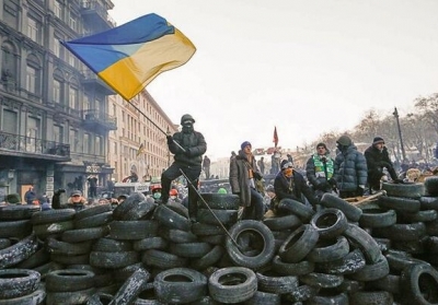 Президент Украины пригрозил стрелять в демонстрантов, если они не разойдутся. Надеюсь, что он сделает это, - ученый