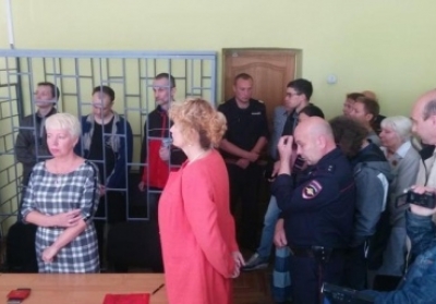 Росіян, які протестували проти російської агресії щодо України, засудили на рік позбавлення волі
