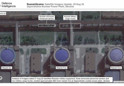 Британська розвідка повідомляє, що російські БТРи розташовані за 60 метрів від п'ятого реактора ЗАЕС