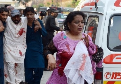 Поблизу християнської церкви у Пакистані пролунала серія вибухів