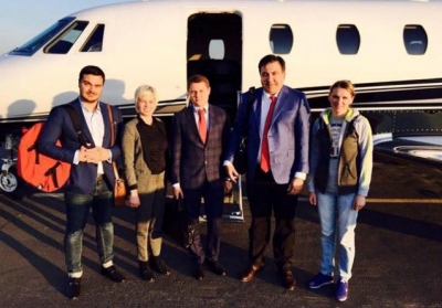 Саакашвили полетел в Польшу на чартере, который обслуживает фирма Кауфмана-Грановского, - журналист