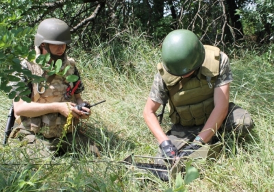 Правоохоронці вилучили карти мінних полів і замінованих будівель у Луганську