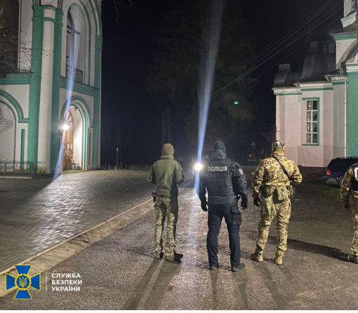Правоохоронці проводять обшуки в монастирях і храмах УПЦ мп у трьох областях