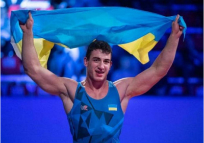 Украинец Семен Новиков стал чемпионом Европы по греко-римской борьбе