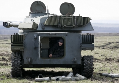 Террористы отвели вглубь Донецка бронегруппу из-под Марьинки