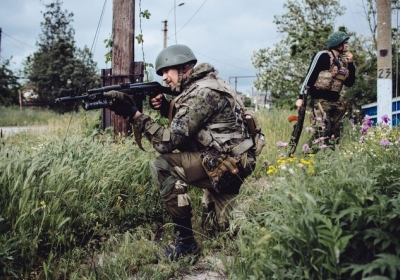 В результате обстрелов террористами Станицы Луганской есть пострадавшие