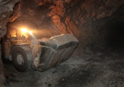 Більша частина робочих шахт Донбасу розташована на території, підконтрольній терористам