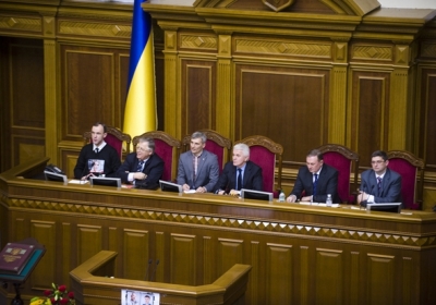 Перший компроміс в Раді: депутати призначили вибори у Василькові та Алчевську