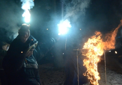 Евромайдановци во Львове сожгли чучело лидера Компартии (видео)