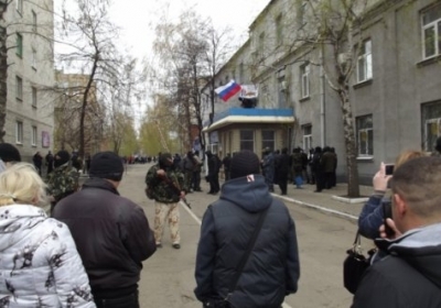У Слов'янську бойовики взяли правоохоронців в заручники, - прокурор Донецької області